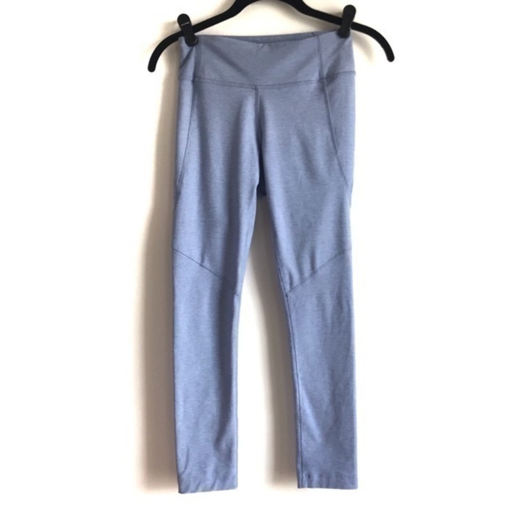 Outdoor Voices 3/4 Warmup Leggings in Lilac Purple Size XS